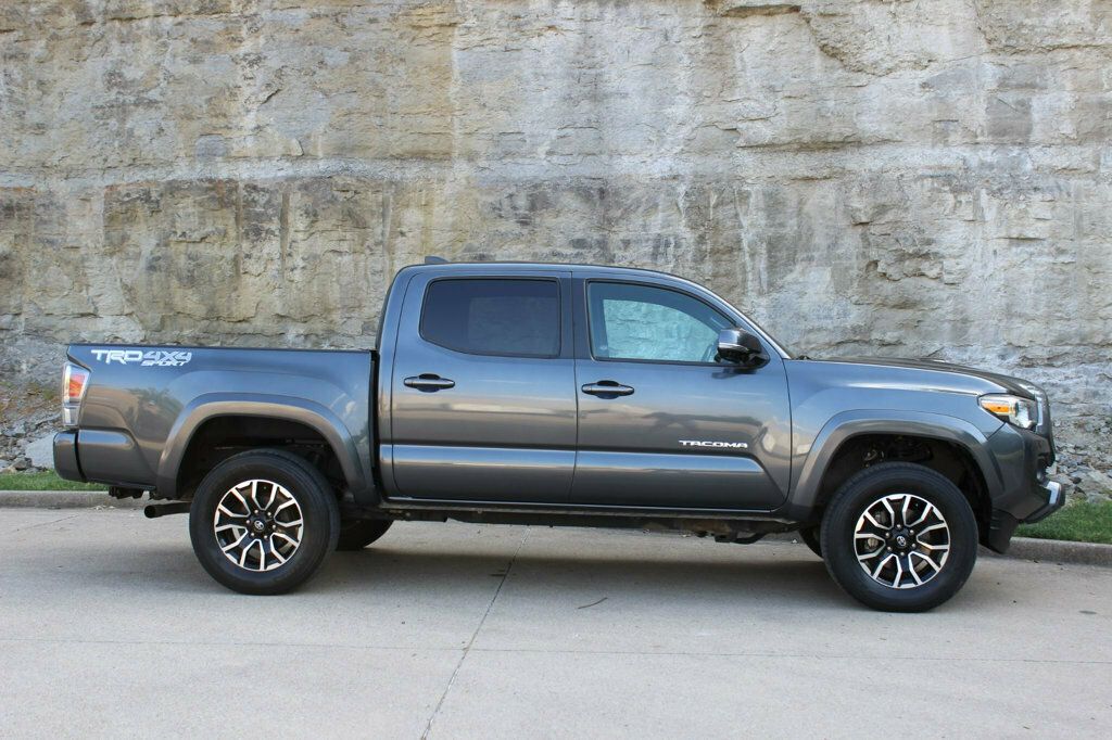 2022 Toyota Tacoma 4WD 1 Owner Crew Cab Sport 4x4 V6 Tow CLEAN 615-300-6004 - 23017865 - 1