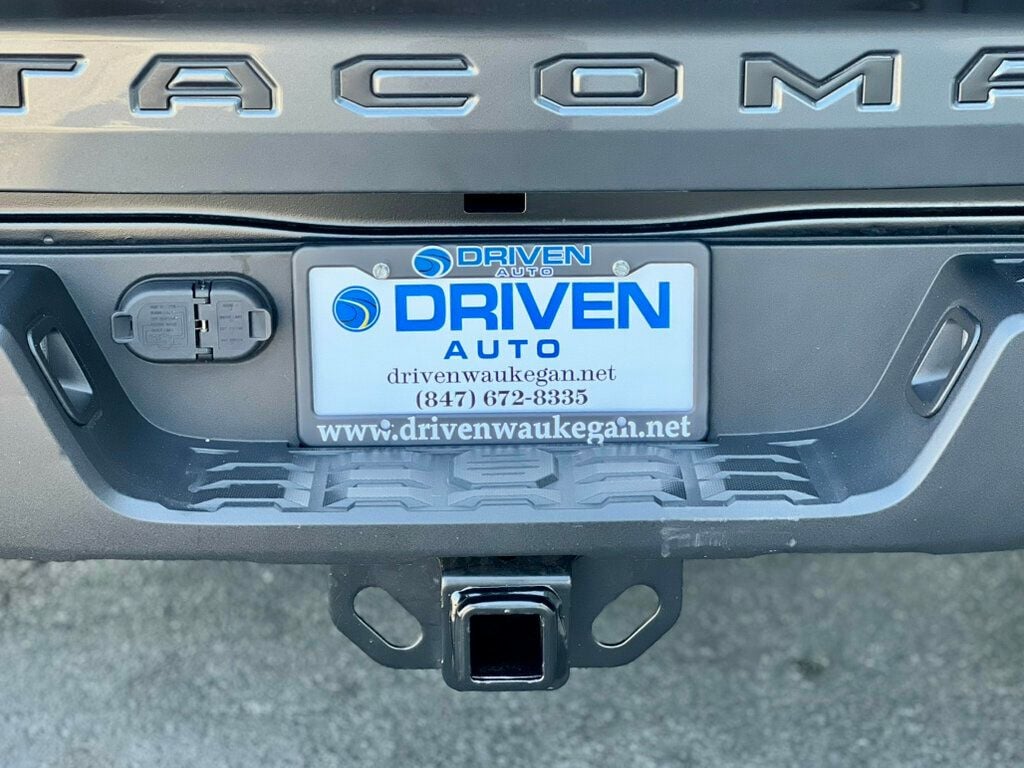 2022 Toyota Tacoma 4x4 Double Cab photo 10