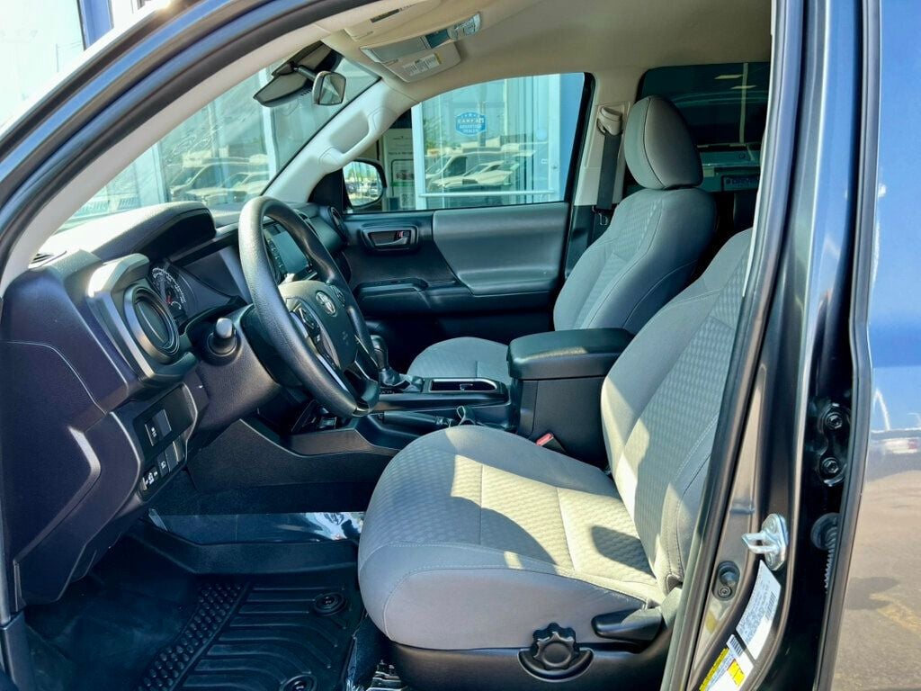 2022 Toyota Tacoma 4x4 Double Cab photo 15