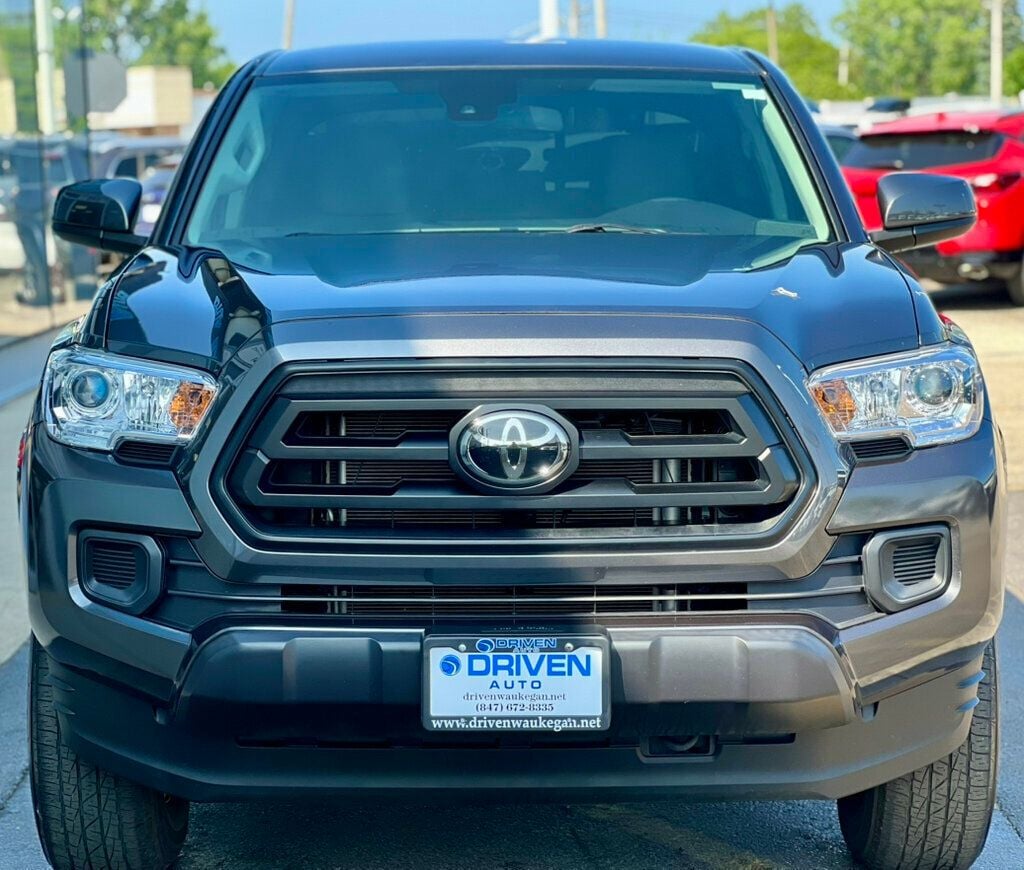 2022 Toyota Tacoma 4x4 Double Cab photo 6