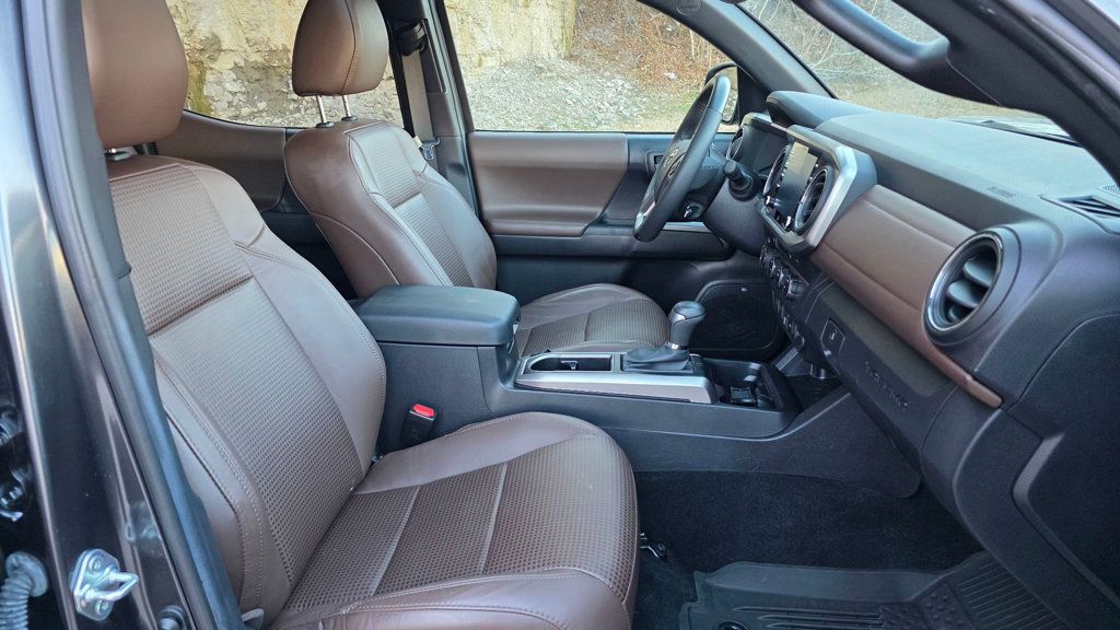 2022 Toyota Tacoma 4WD Limited Double Cab 5' Bed V6 Automatic - 22987511 - 36
