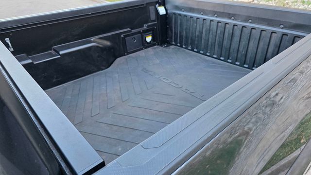 2022 Toyota Tacoma 4WD Limited Double Cab 5' Bed V6 Automatic - 22987511 - 55