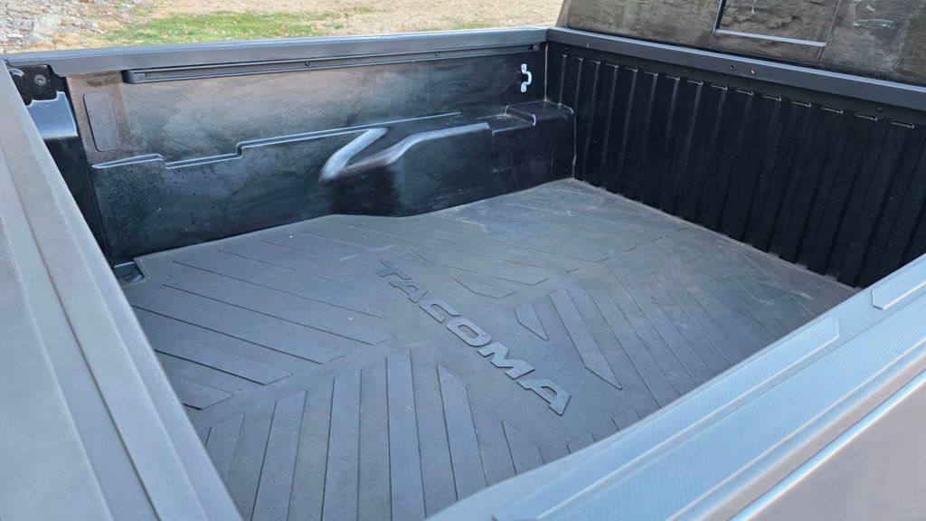 2022 Toyota Tacoma 4WD Limited Double Cab 5' Bed V6 Automatic - 22987511 - 57