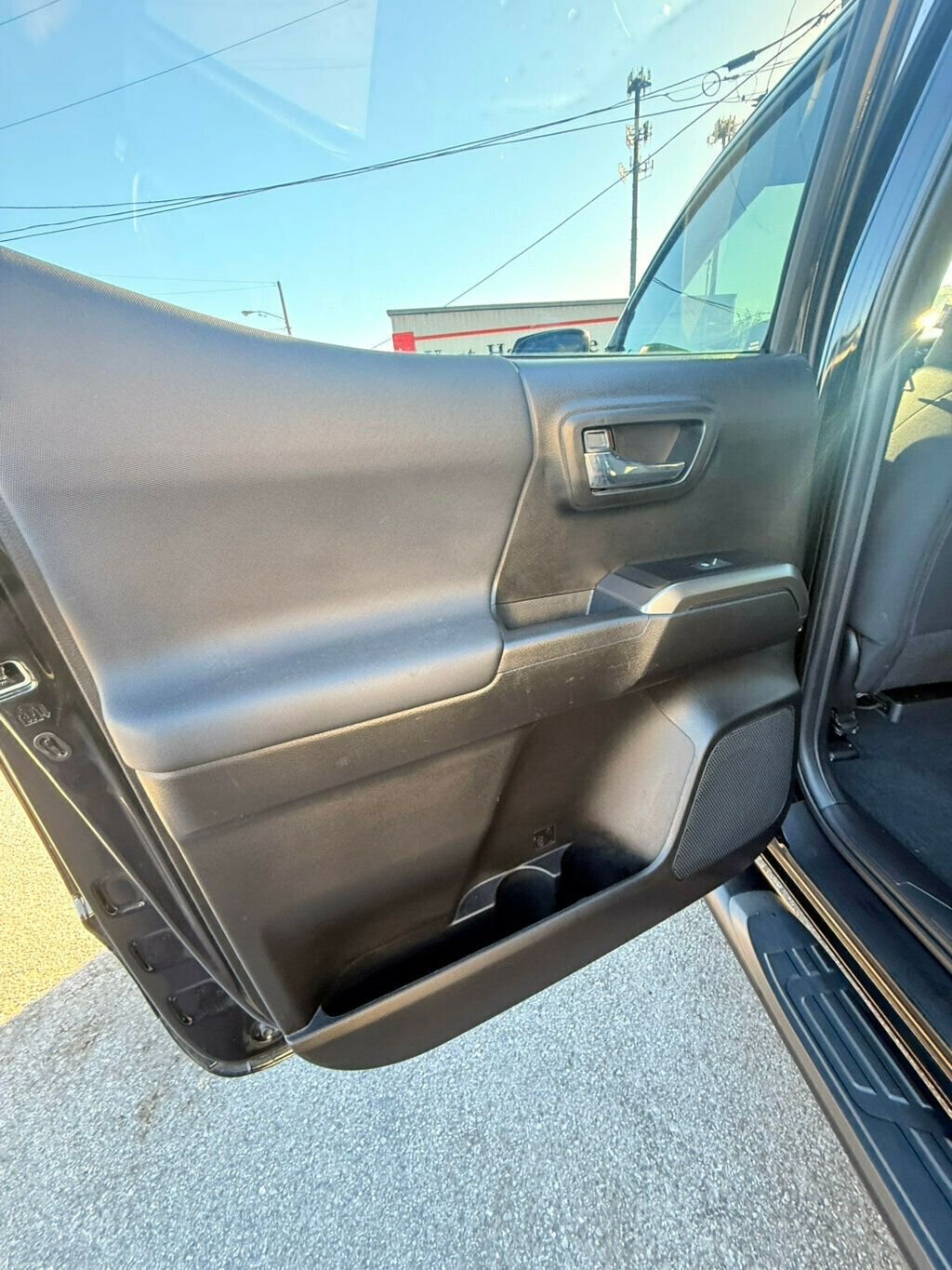 2022 Toyota Tacoma 4WD LocalTrade/TRD-Off-Road/DynamicRadarCruiseControl/BackupCam - 22932091 - 13