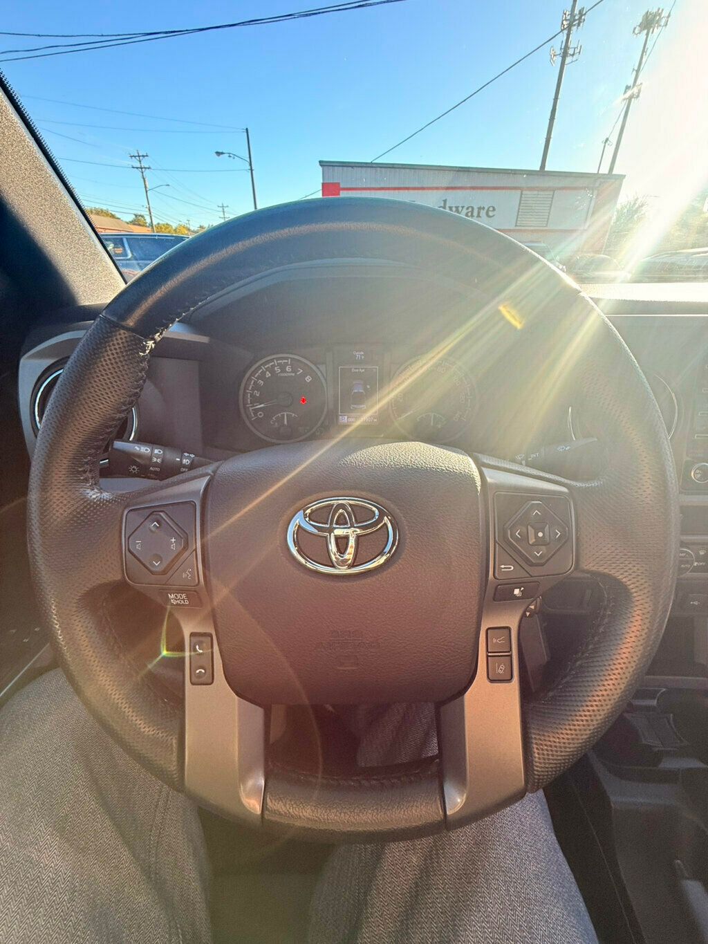 2022 Toyota Tacoma 4WD LocalTrade/TRD-Off-Road/DynamicRadarCruiseControl/BackupCam - 22932091 - 20