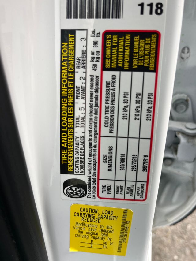 2022 Toyota Tacoma 4WD ONE OWNER / CLEAN CARFAX - 22967076 - 23