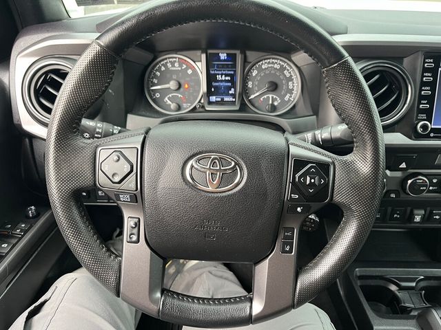 2022 Toyota Tacoma 4WD ONE OWNER / CLEAN CARFAX - 22967076 - 33