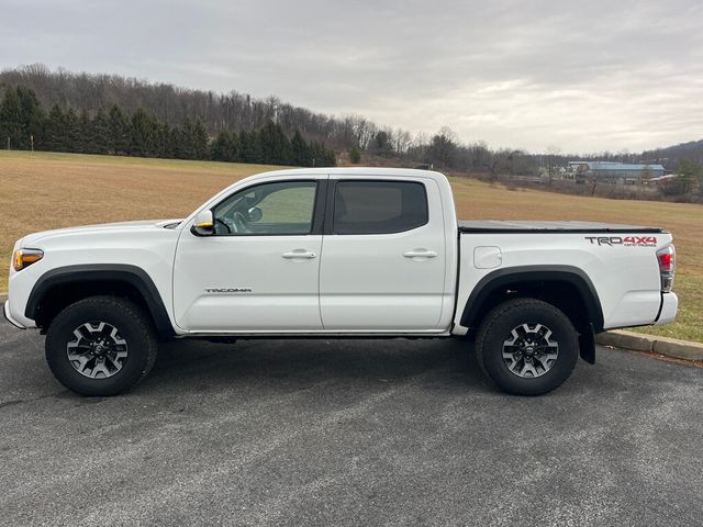 2022 Toyota Tacoma 4WD ONE OWNER / CLEAN CARFAX - 22967076 - 39