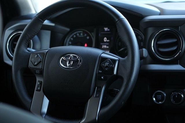 2022 Toyota Tacoma 4WD ONE OWNER TRD SPORT w/ PREMIUM AUDIO 8" SCREEN/ NAVI - 22976744 - 26