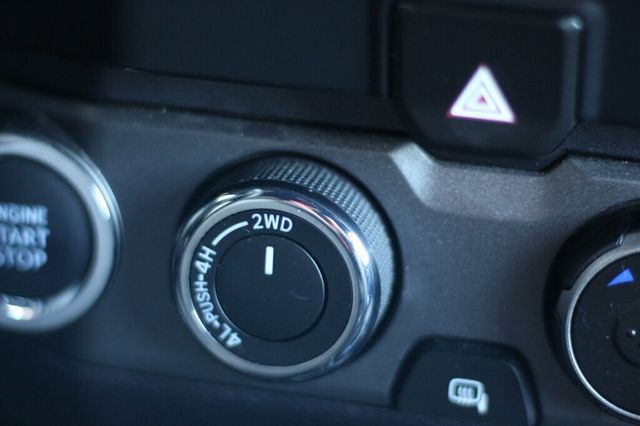 2022 Toyota Tacoma 4WD ONE OWNER TRD SPORT w/ PREMIUM AUDIO 8" SCREEN/ NAVI - 22976744 - 28