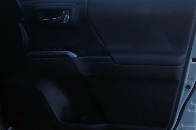 2022 Toyota Tacoma 4WD ONE OWNER TRD SPORT w/ PREMIUM AUDIO 8" SCREEN/ NAVI - 22976744 - 5