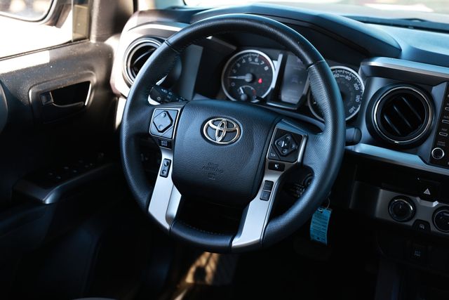 2022 Toyota Tacoma 4WD SR5 Double Cab 5' Bed V6 Automatic - 22989317 - 33