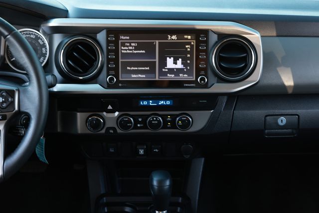 2022 Toyota Tacoma 4WD SR5 Double Cab 5' Bed V6 Automatic - 22989317 - 39