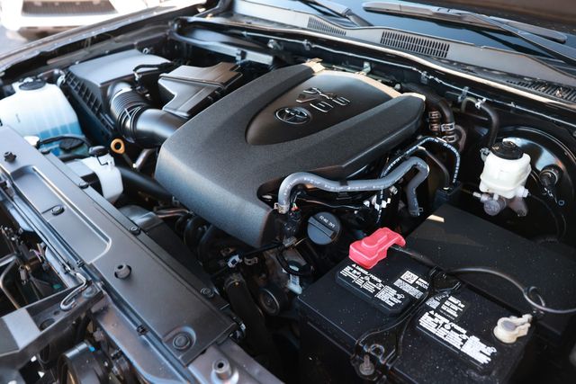 2022 Toyota Tacoma 4WD SR5 Double Cab 5' Bed V6 Automatic - 22989317 - 51