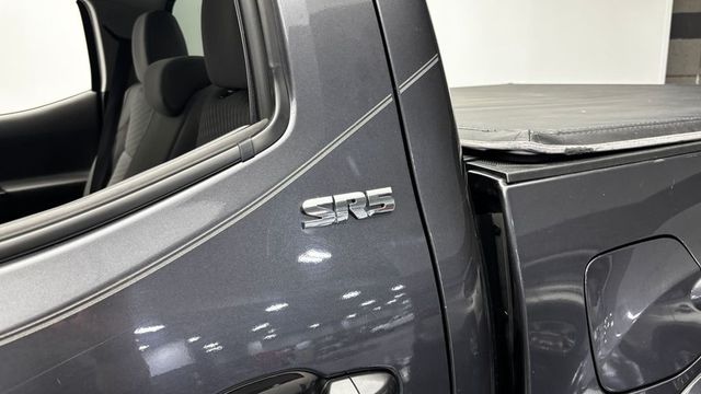 2022 Toyota Tacoma 4WD SR5 Double Cab 5' Bed V6 Automatic - 23023894 - 9