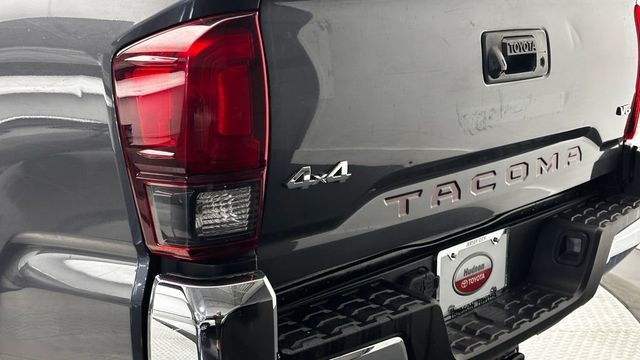 2022 Toyota Tacoma 4WD SR5 Double Cab 5' Bed V6 Automatic - 23023894 - 11