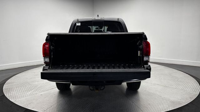 2022 Toyota Tacoma 4WD SR5 Double Cab 5' Bed V6 Automatic - 23023894 - 36