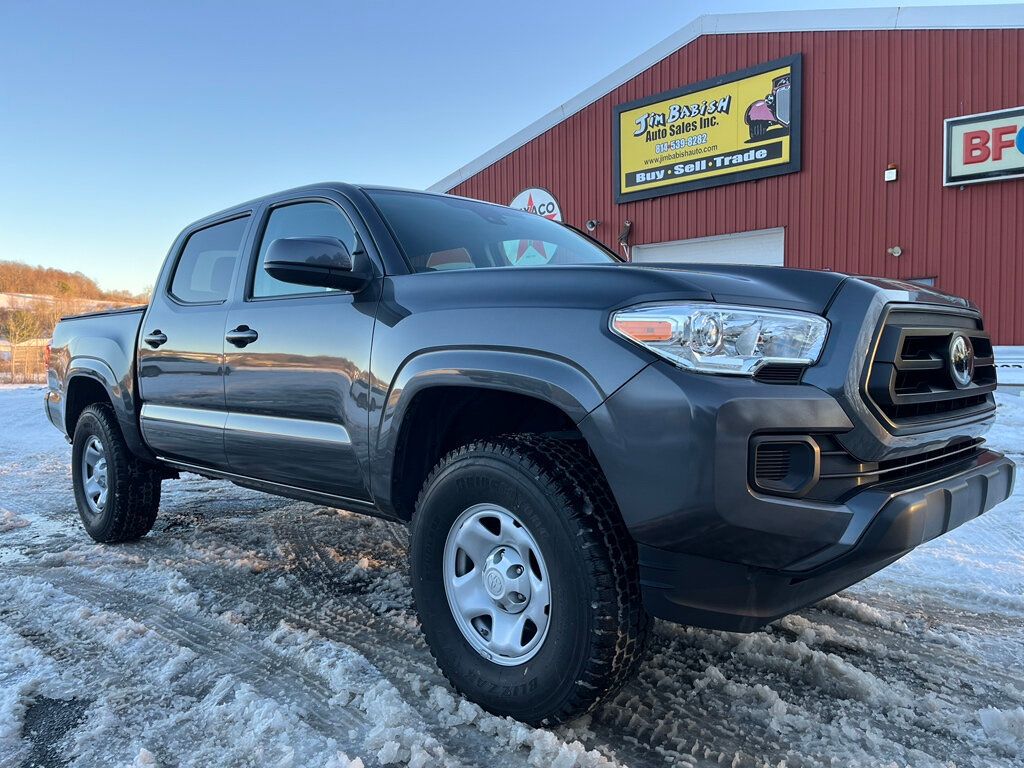 2022 Toyota Tacoma 4WD SR Double Cab 5' Bed V6 Automatic - 22713646 - 0