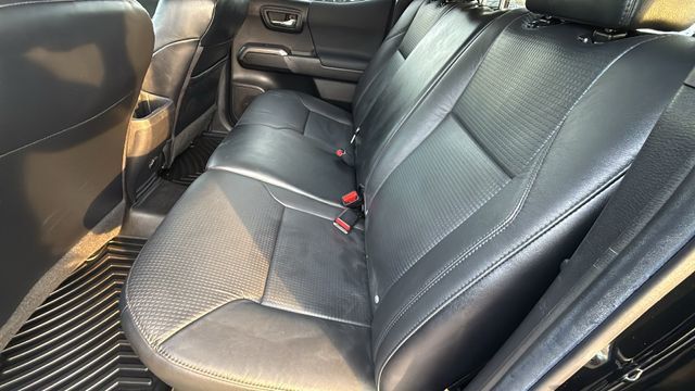2022 Toyota Tacoma 4WD SR Double Cab 5' Bed V6 Automatic - 23071179 - 10