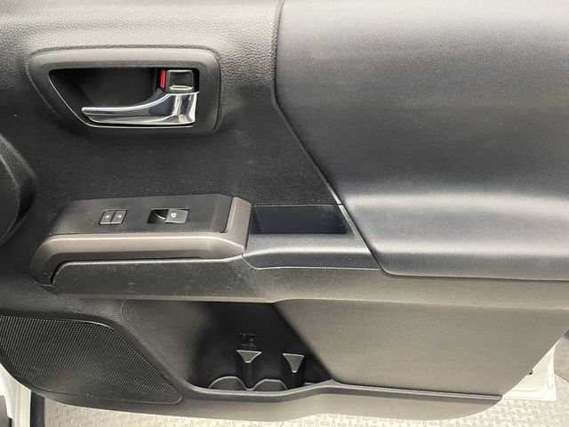 2022 Toyota Tacoma 4WD SR Double Cab 5' Bed V6 Automatic - 22987040 - 14