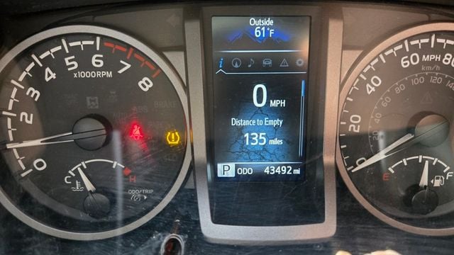 2022 Toyota Tacoma 4WD TRD Off Road  - 22941602 - 34