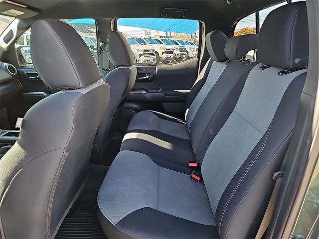 2022 Toyota Tacoma 4WD TRD Off Road Double Cab 5' Bed V6 Automatic - 22956761 - 6