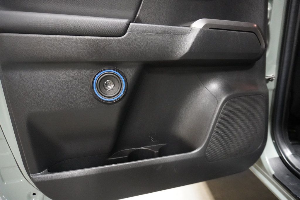 2022 Toyota Tacoma TRD Double Cab V6 photo 13
