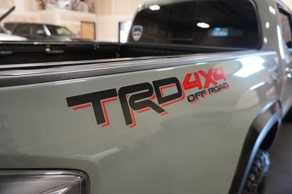 2022 Toyota Tacoma TRD Double Cab V6 photo 17