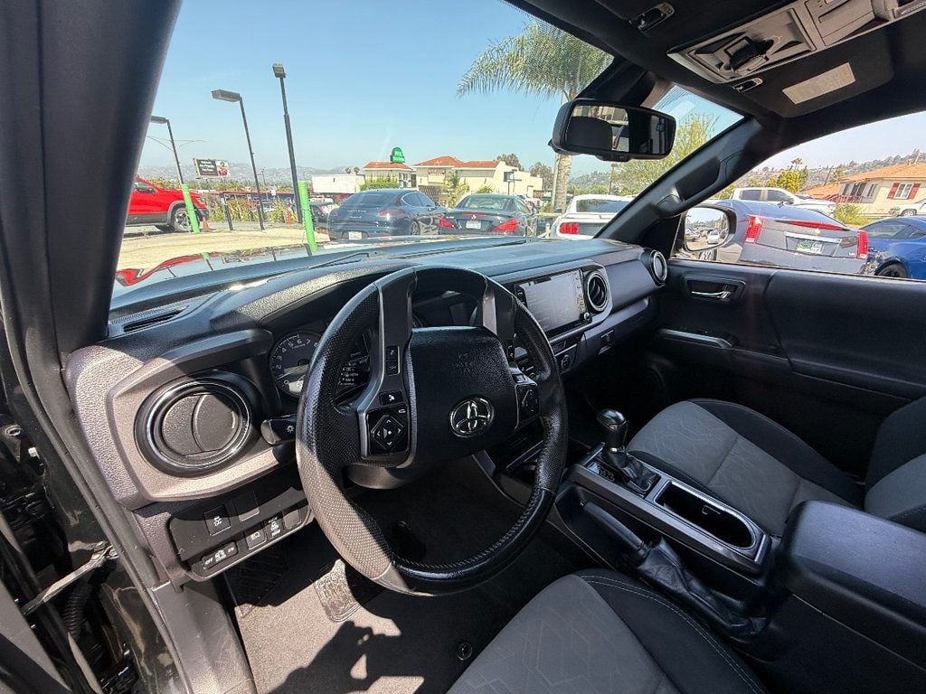 2022 Toyota Tacoma 4WD TRD Off Road Double Cab 5' Bed V6 Automatic - 22875275 - 10