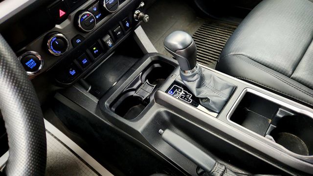 2022 Toyota Tacoma 4WD TRD Off Road Double Cab 6' Bed V6 Automatic w/ Premium Package - 23033361 - 14