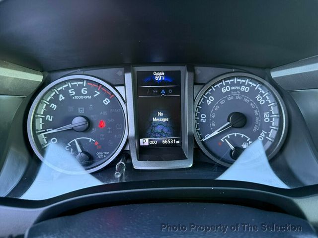 2022 Toyota Tacoma 4WD TRD OFF ROAD DOUBLE CAB V6 4WD - 22940144 - 36