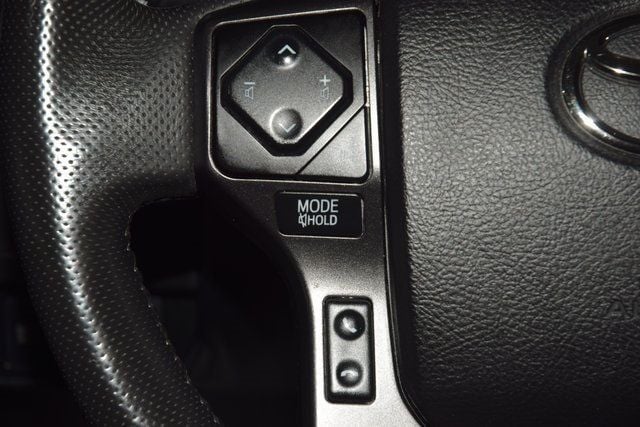 2022 Toyota Tacoma 4WD TRD Off Road Lifted - 22941602 - 36