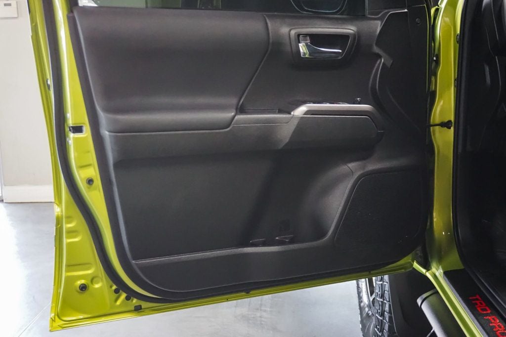 2022 Toyota Tacoma 4WD *TRD Pro* *Crew Cab* *4x4* *6-Speed Manual* *Only 18k Miles* - 23014173 - 14