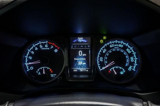 2022 Toyota Tacoma 4WD *TRD Pro* *Crew Cab* *4x4* *6-Speed Manual* *Only 18k Miles* - 23014173 - 24