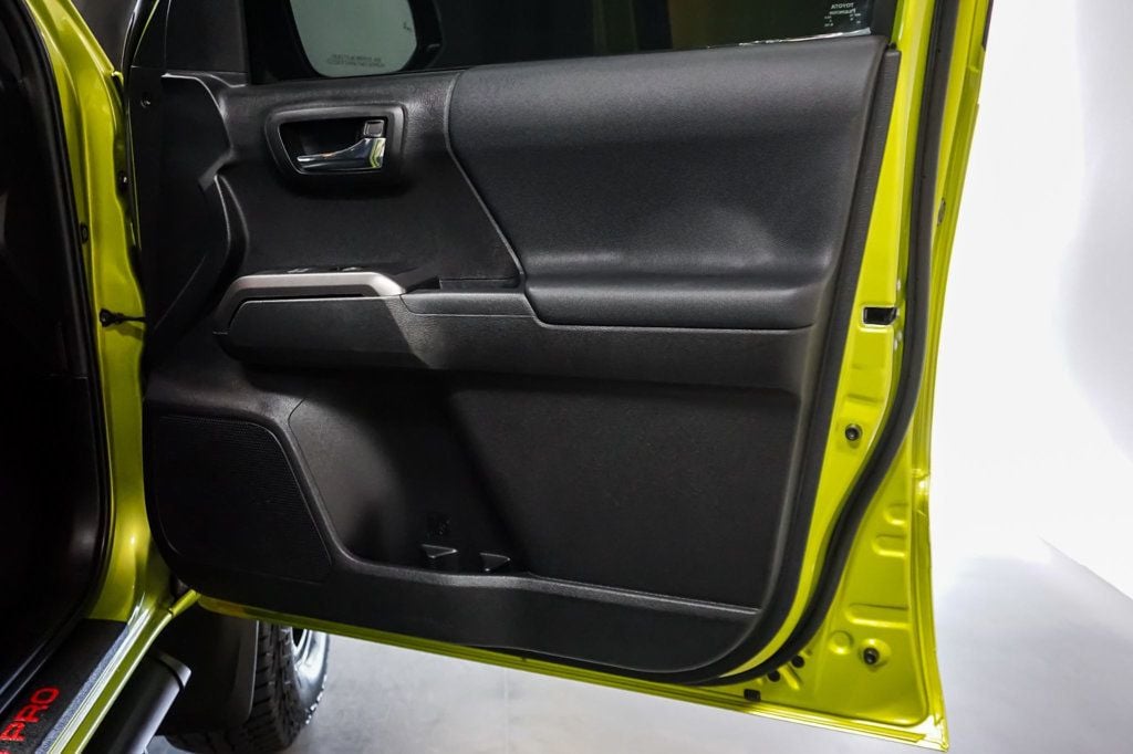 2022 Toyota Tacoma 4WD *TRD Pro* *Crew Cab* *4x4* *6-Speed Manual* *Only 18k Miles* - 23014173 - 33