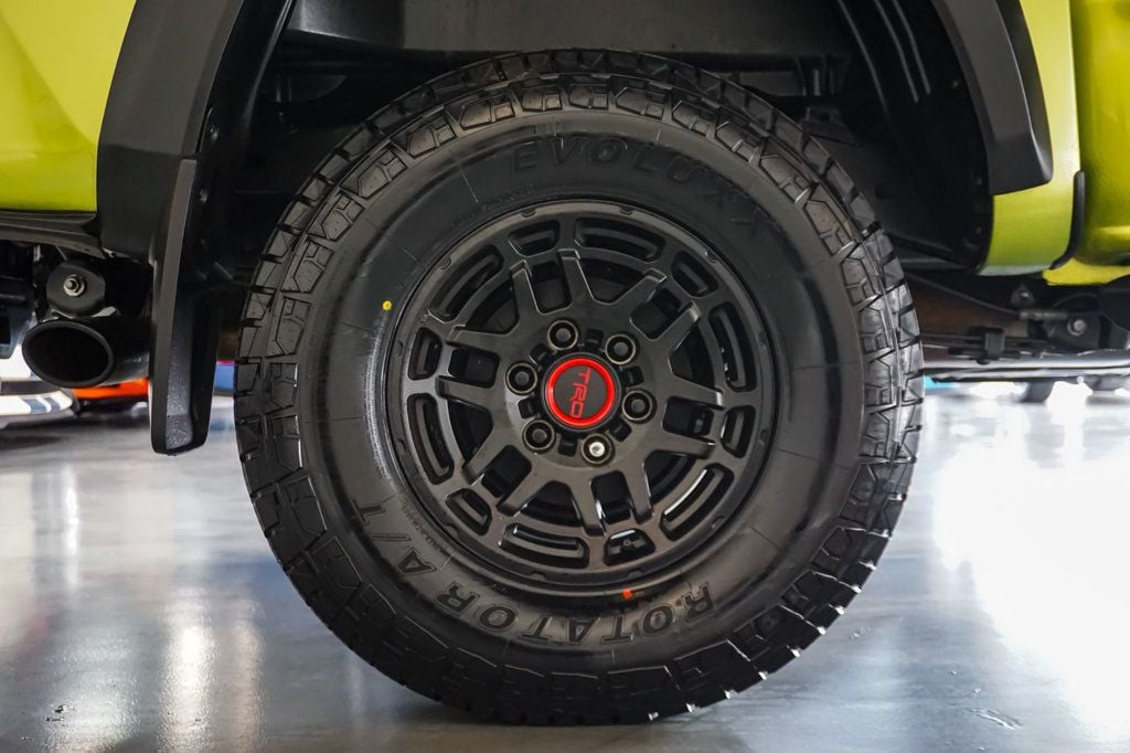 2022 Toyota Tacoma 4WD *TRD Pro* *Crew Cab* *4x4* *6-Speed Manual* *Only 18k Miles* - 23014173 - 40