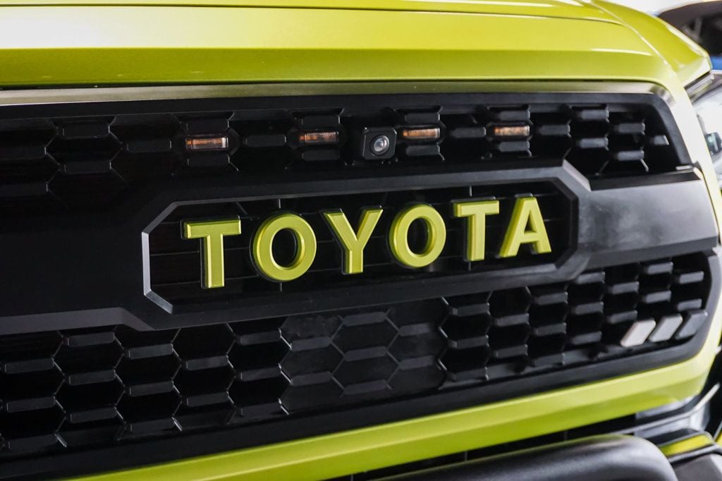 2022 Toyota Tacoma 4WD *TRD Pro* *Crew Cab* *4x4* *6-Speed Manual* *Only 18k Miles* - 23014173 - 44