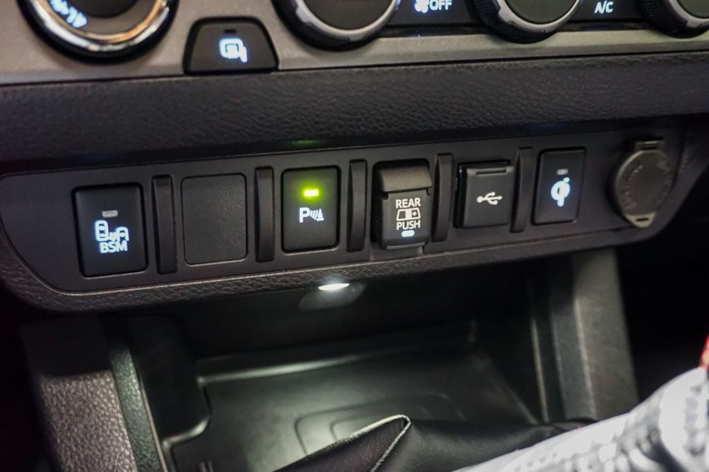 2022 Toyota Tacoma 4WD *TRD Pro* *Crew Cab* *4x4* *6-Speed Manual* *Only 18k Miles* - 23014173 - 62