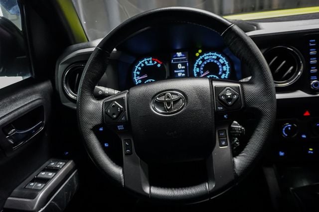 2022 Toyota Tacoma 4WD *TRD Pro* *Crew Cab* *4x4* *6-Speed Manual* *Only 18k Miles* - 23014173 - 77