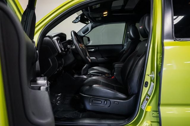 2022 Toyota Tacoma 4WD *TRD Pro* *Crew Cab* *4x4* *6-Speed Manual* *Only 18k Miles* - 23014173 - 7