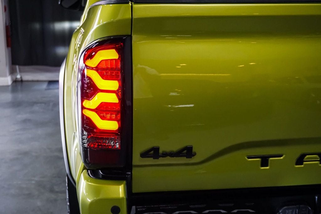 2022 Toyota Tacoma 4WD *TRD Pro* *Crew Cab* *4x4* *6-Speed Manual* *Only 18k Miles* - 23014173 - 91