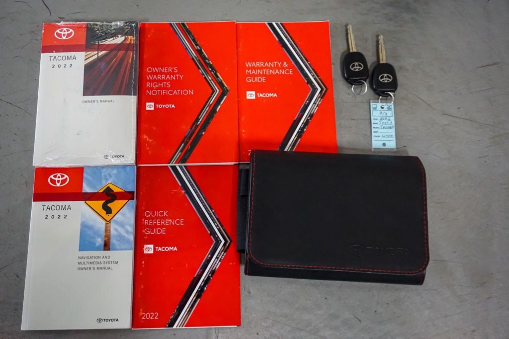 2022 Toyota Tacoma 4WD *TRD Pro* *Crew Cab* *4x4* *6-Speed Manual* *Only 18k Miles* - 23014173 - 96