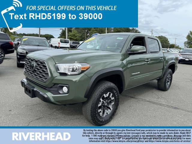 Used 2022 Toyota Tacoma TRD Sport with VIN 3TMCZ5AN2NM495199 for sale in Riverhead, NY