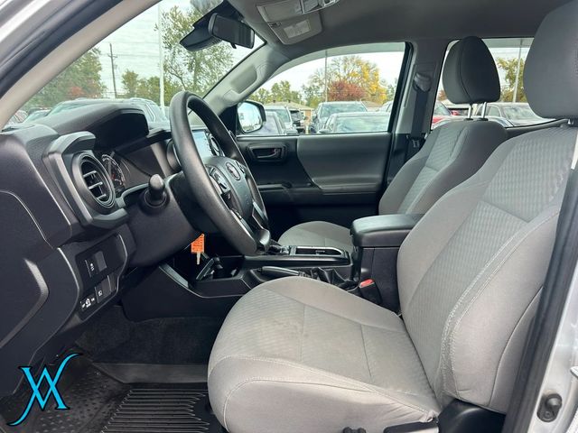 2022 Toyota Tacoma Double Cab SR Pickup 4D 5 ft - 23101858 - 10