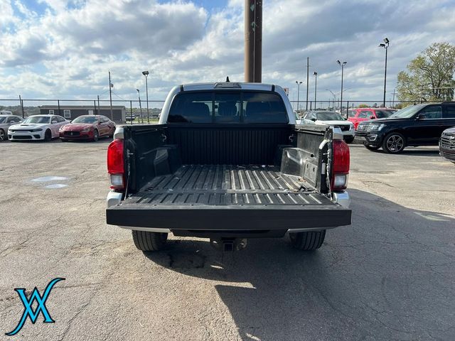 2022 Toyota Tacoma Double Cab SR Pickup 4D 5 ft - 23101858 - 17