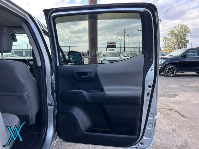 2022 Toyota Tacoma Double Cab SR Pickup 4D 5 ft - 23101858 - 19