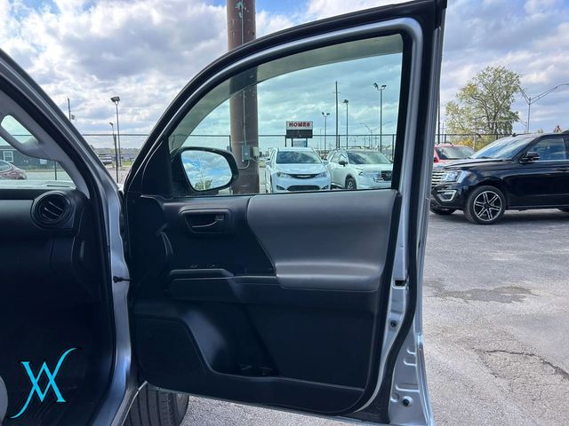 2022 Toyota Tacoma Double Cab SR Pickup 4D 5 ft - 23101858 - 23