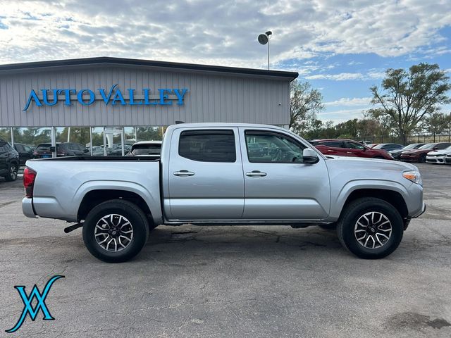 2022 Toyota Tacoma Double Cab SR Pickup 4D 5 ft - 23101858 - 7