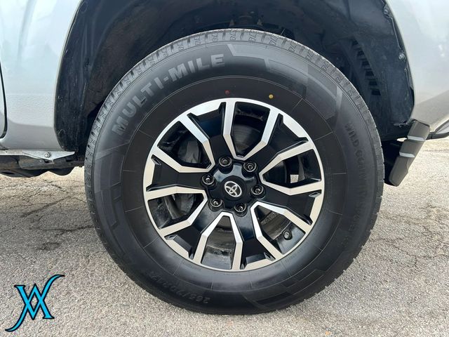2022 Toyota Tacoma Double Cab SR Pickup 4D 5 ft - 23101858 - 8