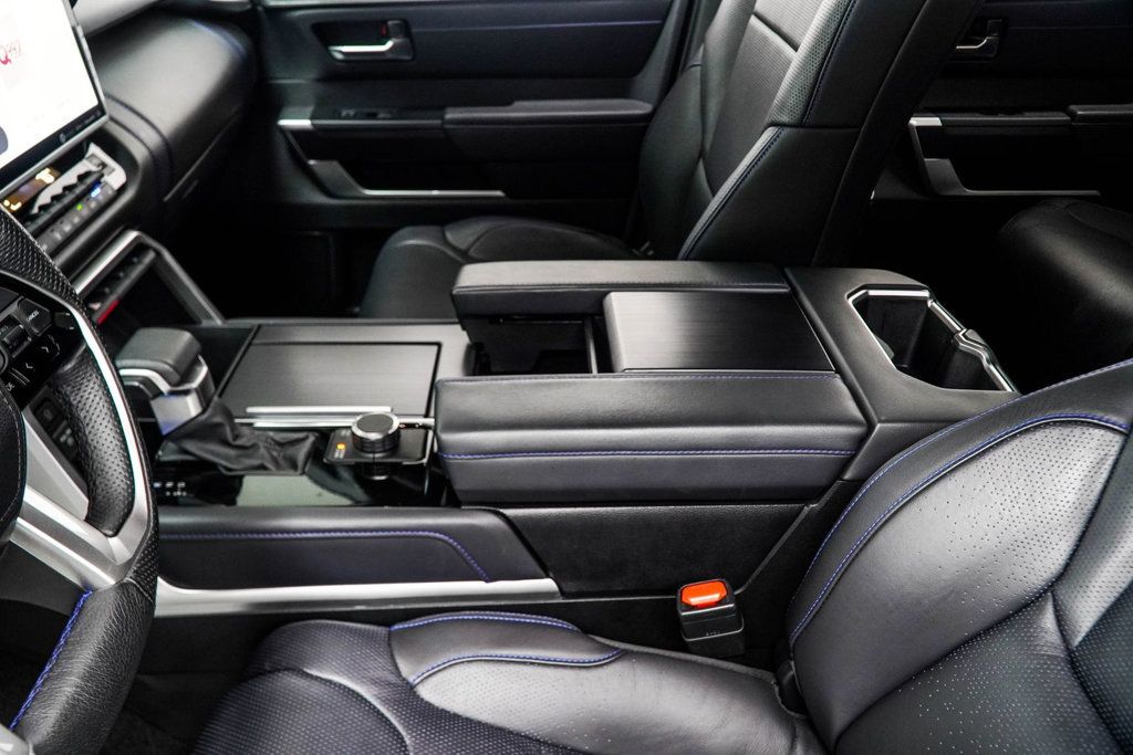 Toyota Tundra photo 21